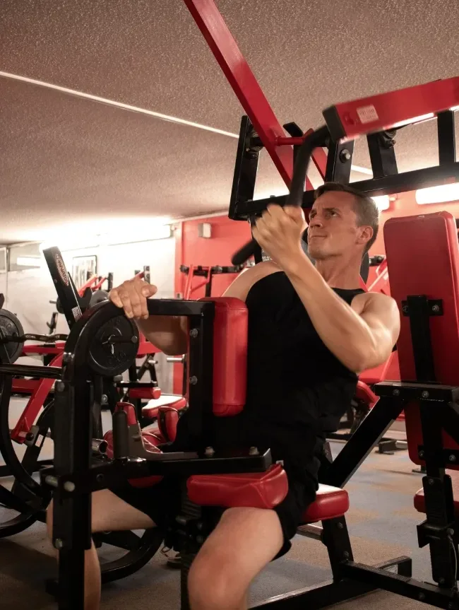 coach sportif autiste ludovic magat exercice dos machine